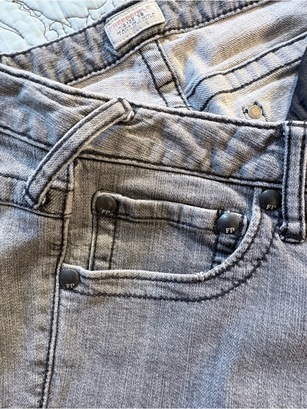 Free People Low Rise Slim Straight Charcoal Wash Jeans Y2K Slim Fit Sz 28💛 - Picture 7 of 11